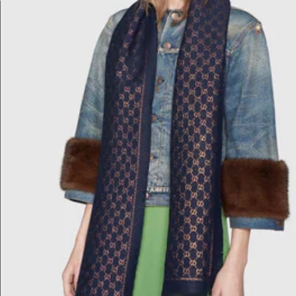 Brand new Metallic Gucci scarf with tags - Picture 2 of 2